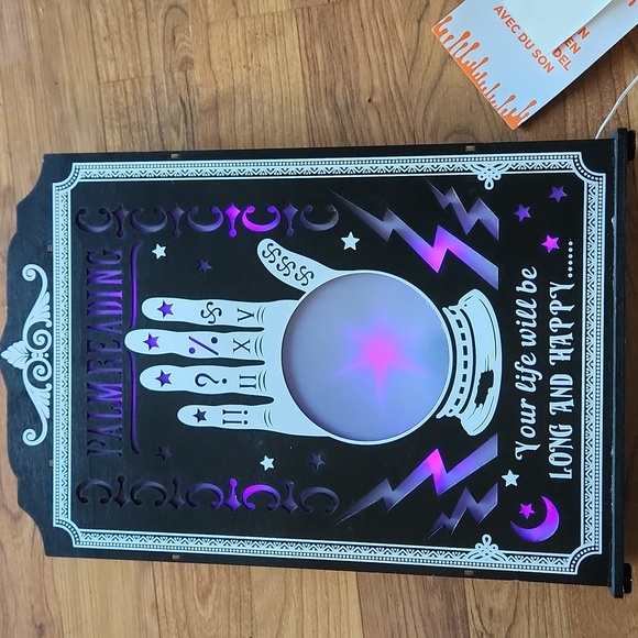 Palm Reading sign - Picture 7 of 7